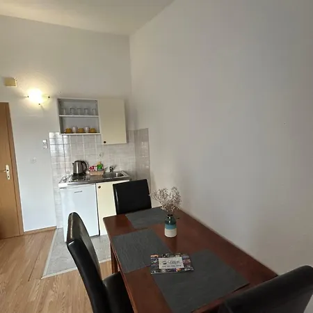 The Blue House Apartment